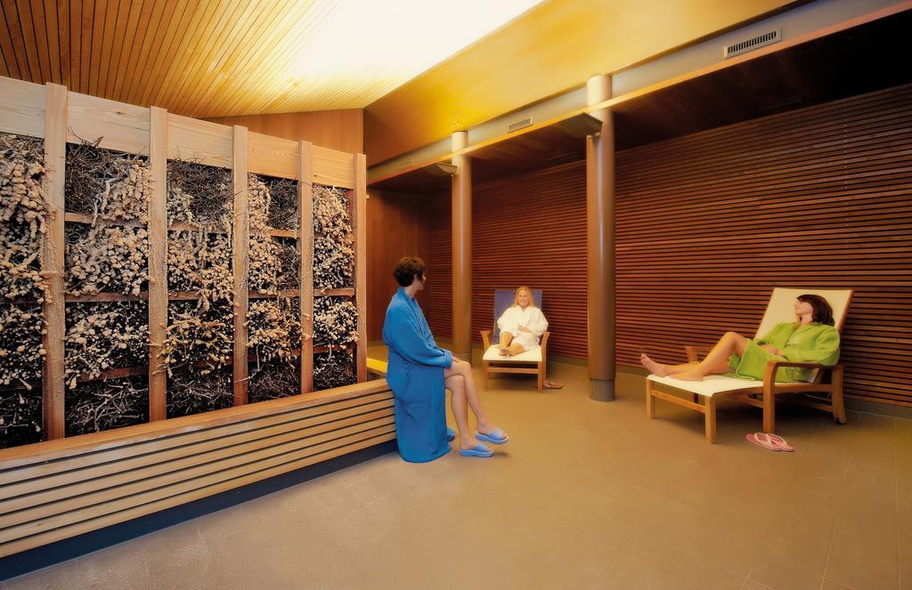 Hotel Chrysantihof バート・ビルンバッハ エクステリア 写真