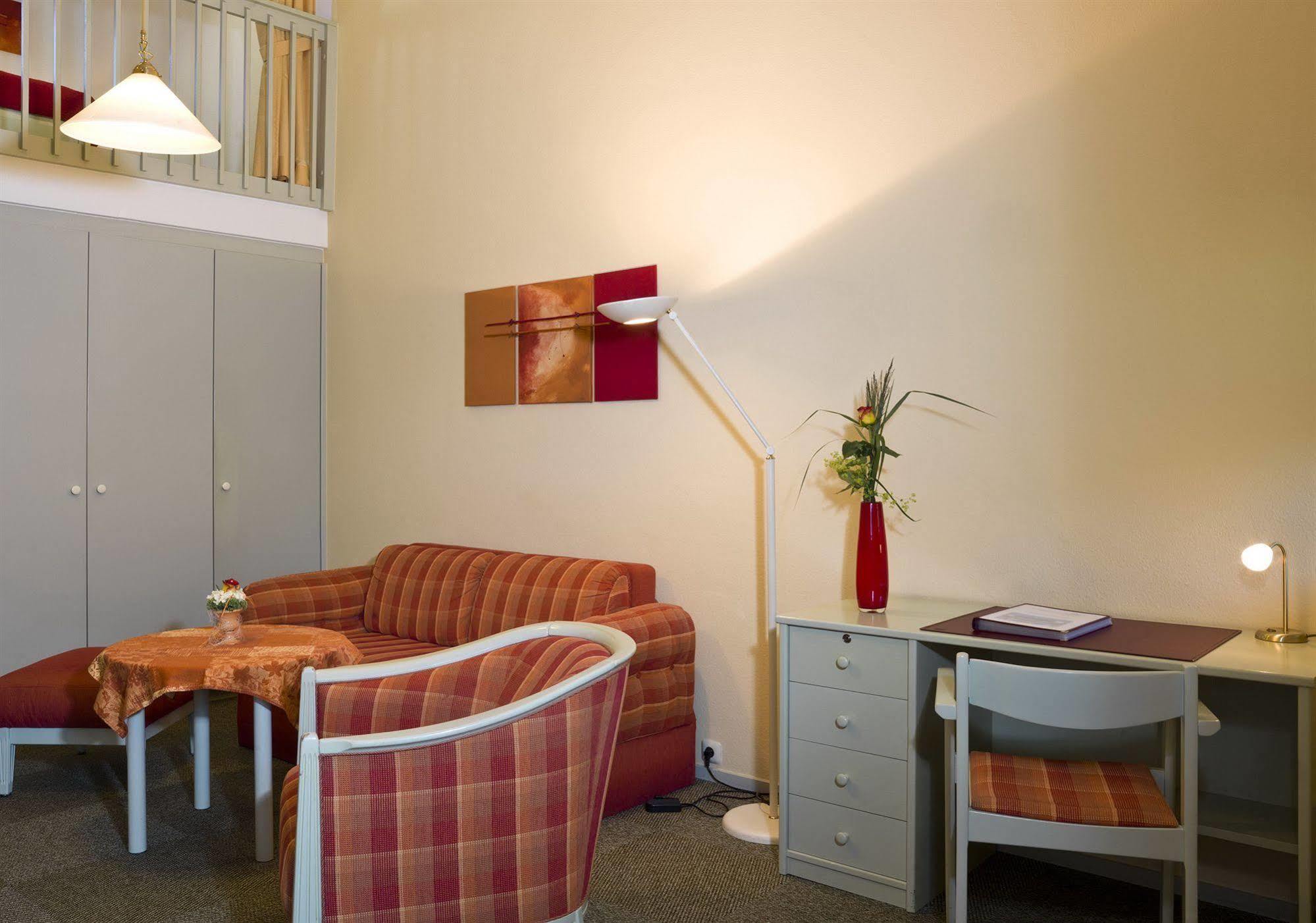 Hotel Chrysantihof バート・ビルンバッハ エクステリア 写真